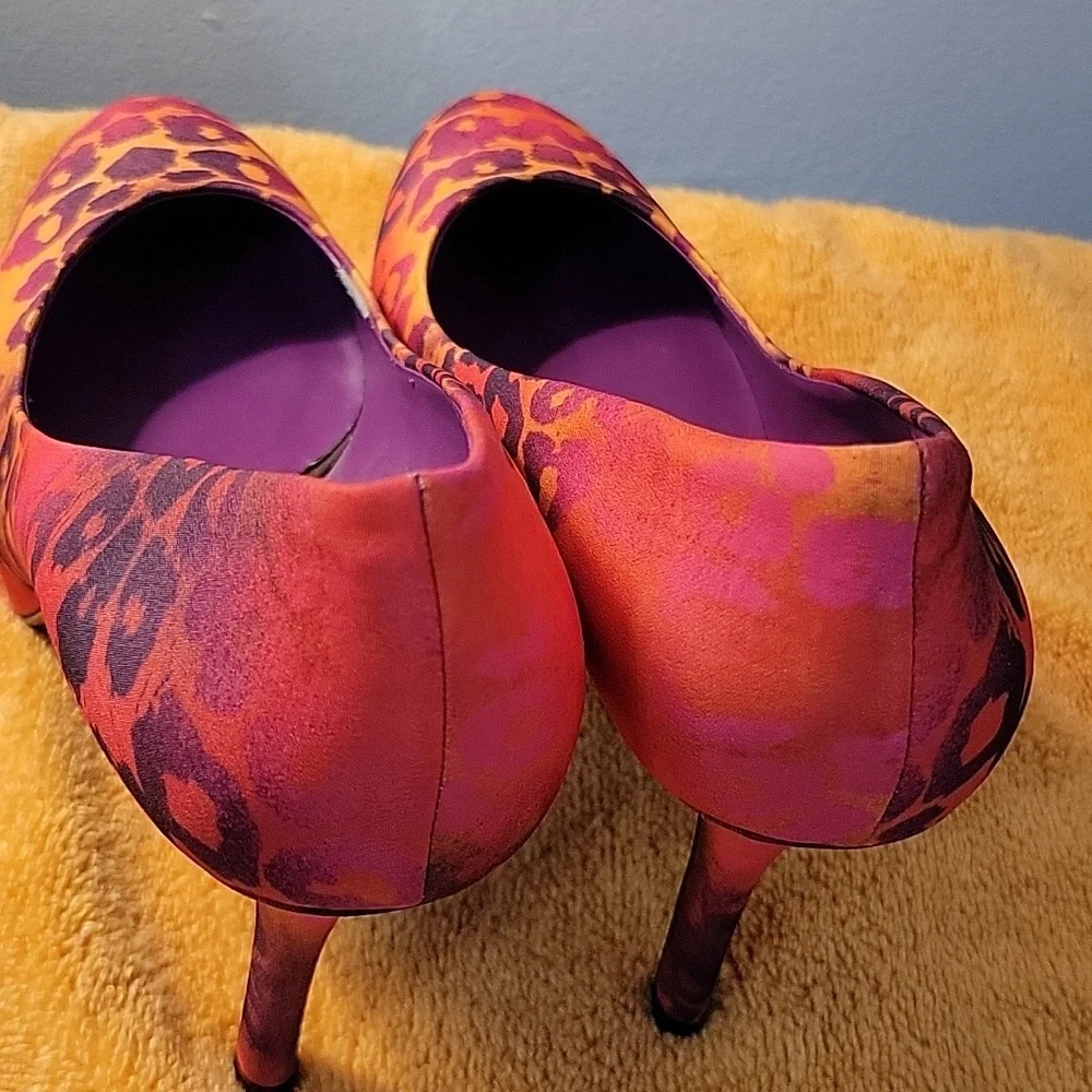 Nine West - Picture 2 of 9